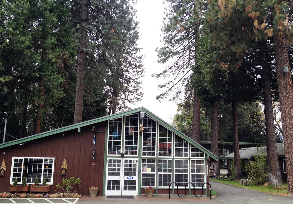 Shasta Inn Mount Shasta Buitenkant foto